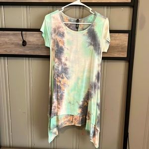 Long top multi colored women's medium
